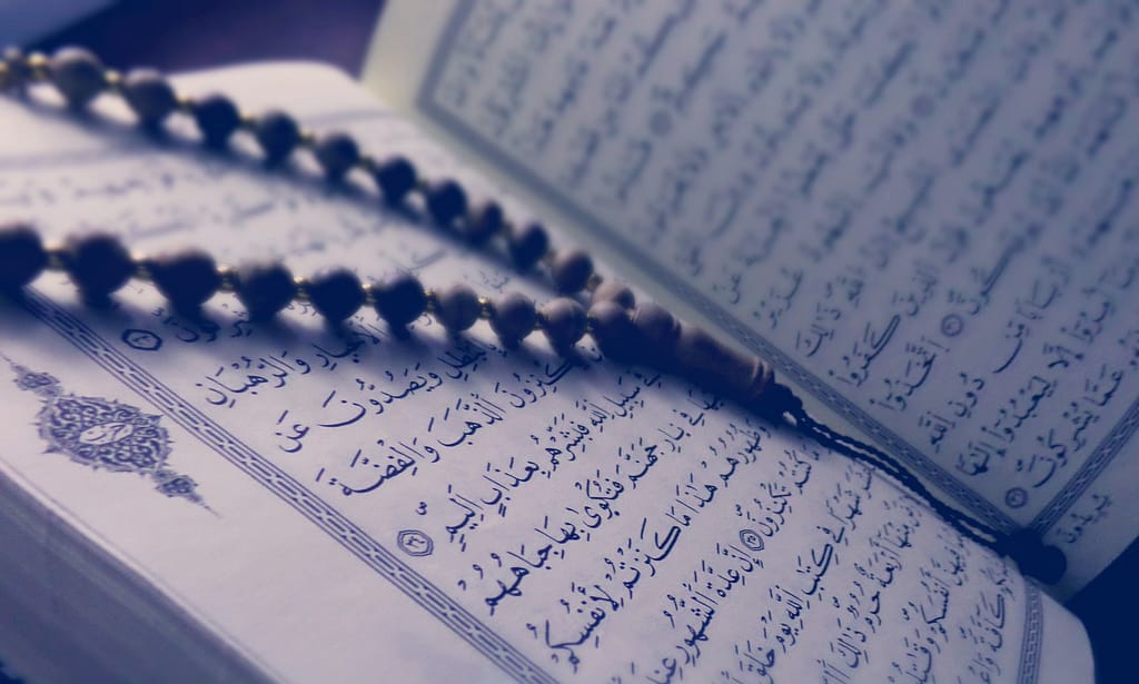 An Open image of the Quran: Lessons from the Qur’an and hadith